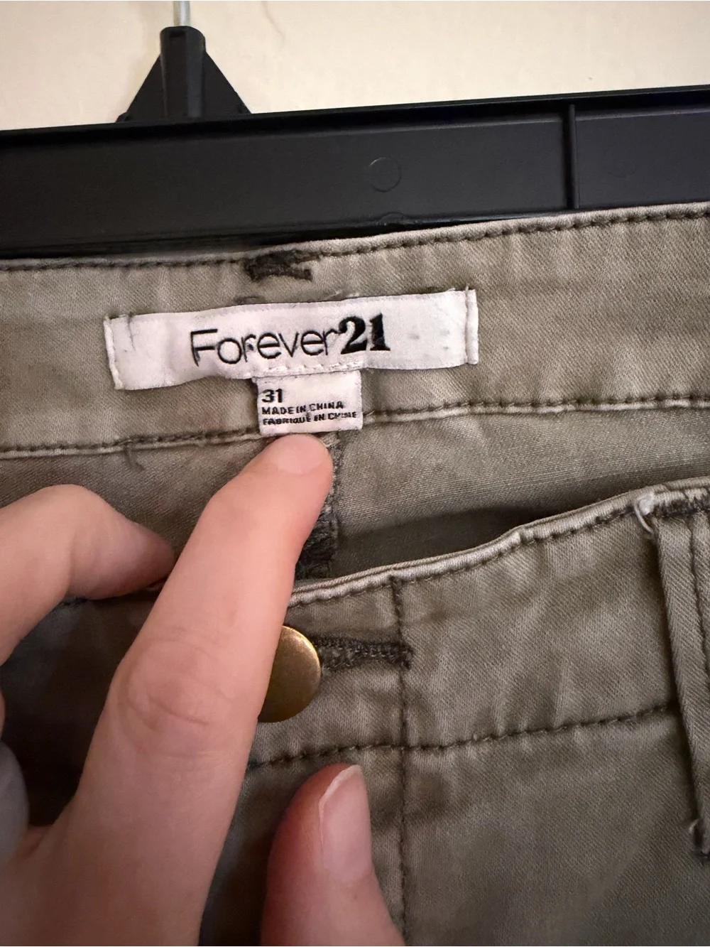 Forever 21 Women’s Olive Green Cargo Pants